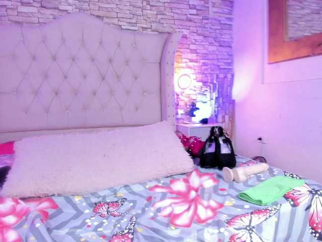 Keyla-Ruiz's BongaCams show and profile