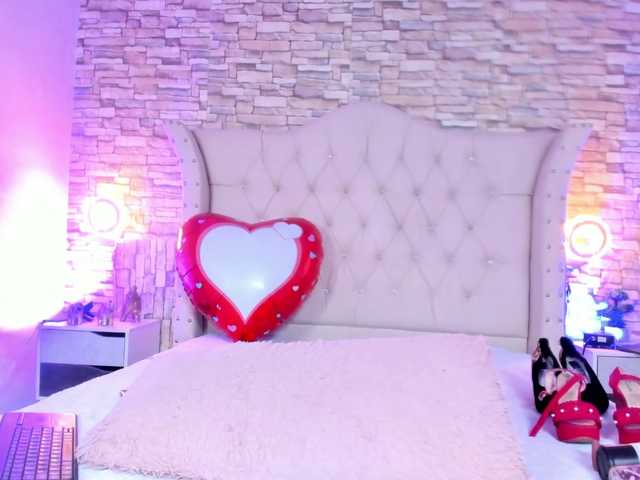 Keyla-Ruiz's BongaCams show and profile