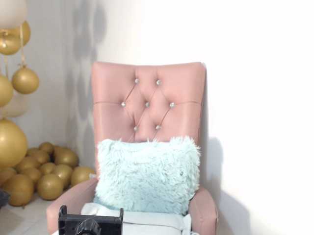 Keyla-Ruiz's BongaCams show and profile