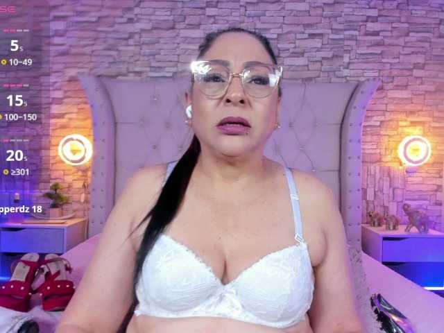 Keyla-Ruiz's BongaCams show and profile