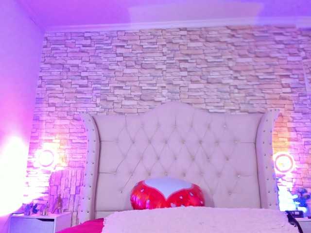 Keyla-Ruiz's BongaCams show and profile