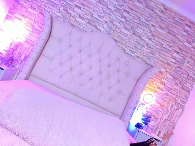 Keyla-Ruiz's BongaCams show and profile