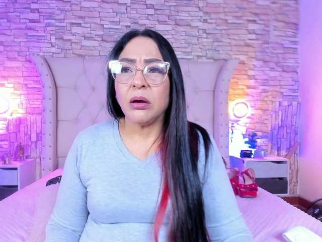 Keyla-Ruiz's BongaCams show and profile