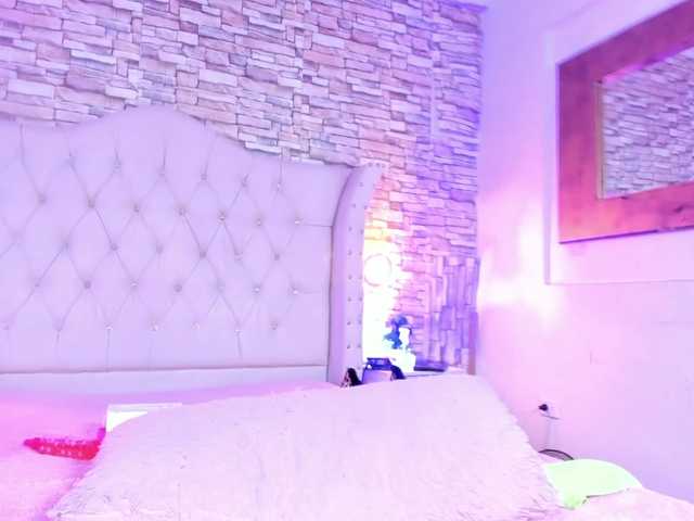 Keyla-Ruiz's BongaCams show and profile