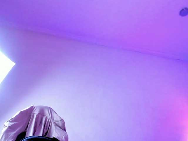 Keyla-Ruiz's BongaCams show and profile