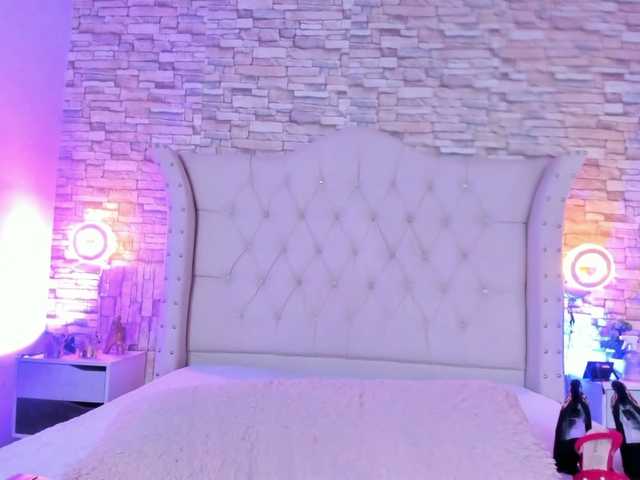 Keyla-Ruiz's BongaCams show and profile