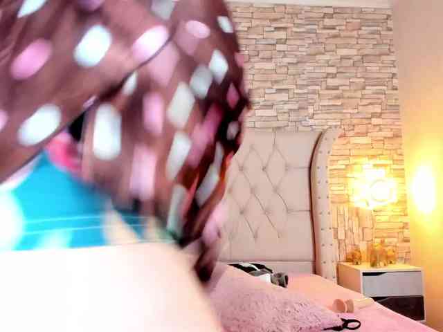 Keyla-Ruiz webcam