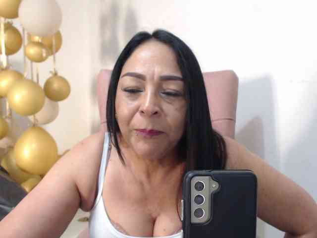 Keyla-Ruiz webcam