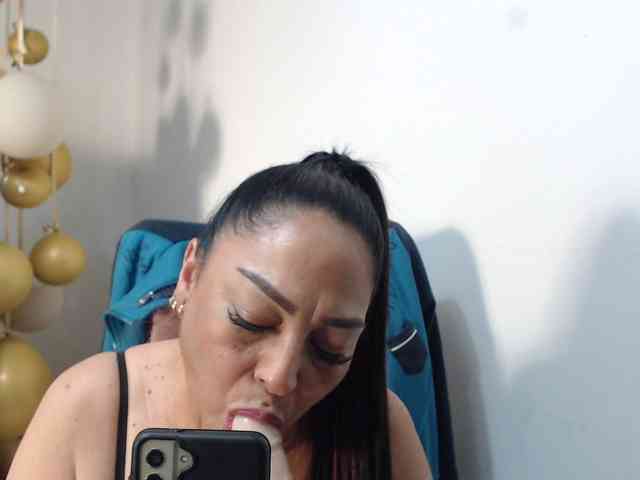 Keyla-Ruiz Live Webcam on BongaCams