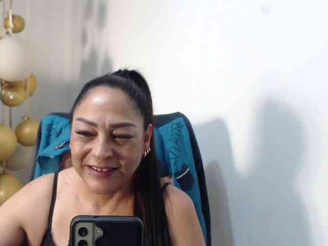 Keyla-Ruiz Live Webcam on BongaCams