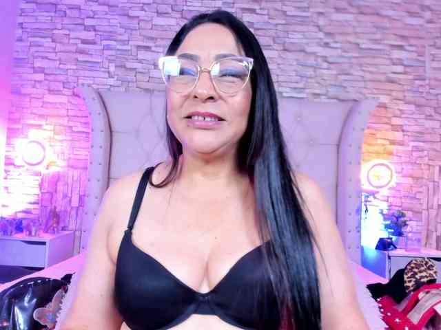free live webcam Keyla-Ruiz