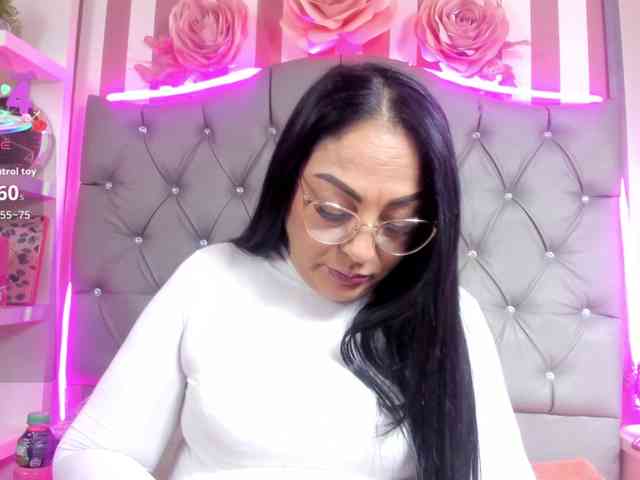 Keyla-Ruiz webcam