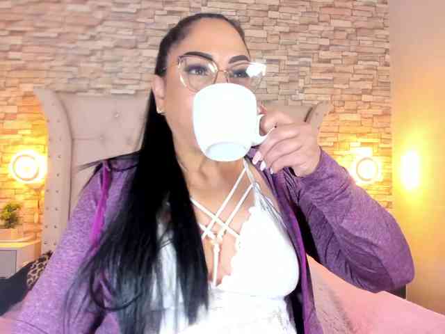 Keyla-Ruiz webcam