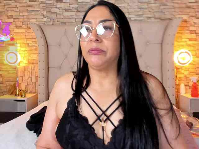 Keyla-Ruiz webcam