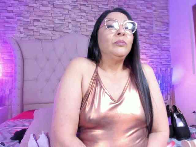 live chat room Keyla-Ruiz