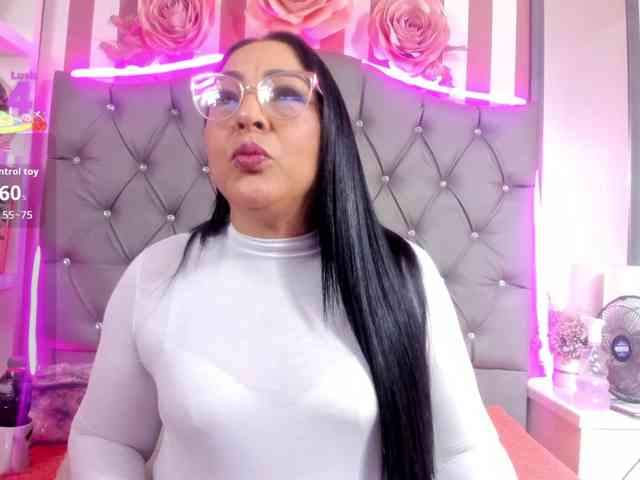 Keyla-Ruiz webcam