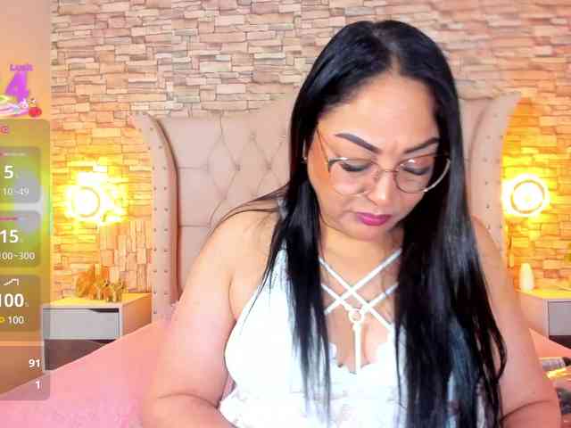 Keyla-Ruiz webcam