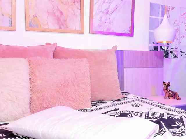 ValeryHart1 ValeryHart1