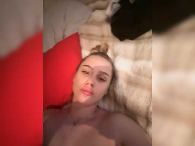 PrettyKatea's BongaCams show and profile