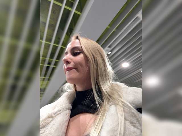 PrettyKatea's BongaCams show and profile