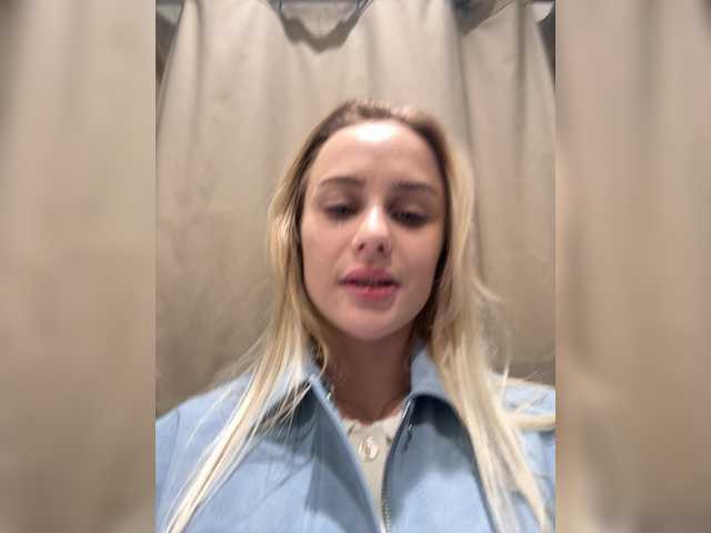 PrettyKatea's BongaCams show and profile