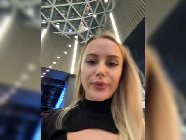 PrettyKatea's BongaCams show and profile