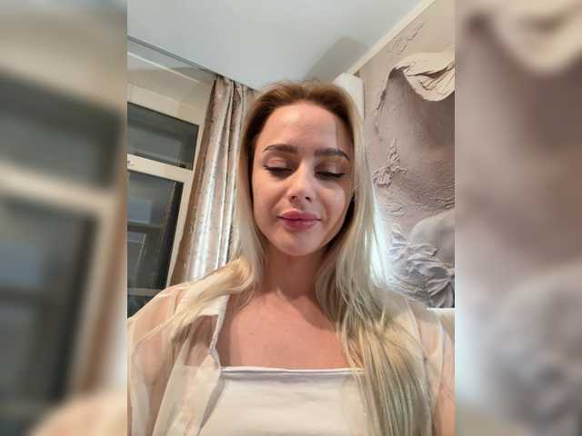 PrettyKatea's BongaCams show and profile