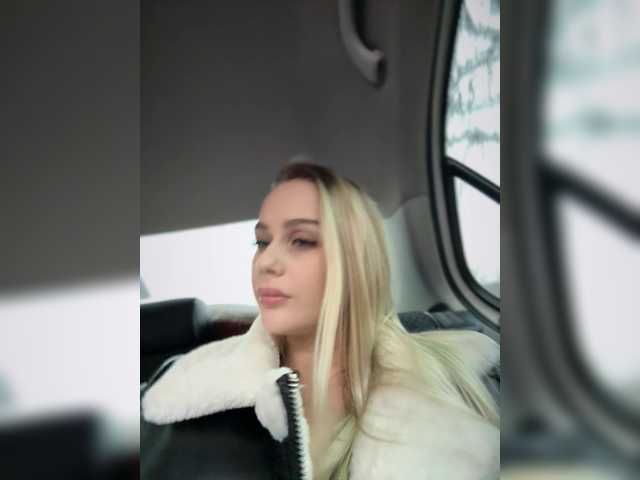 PrettyKatea's BongaCams show and profile