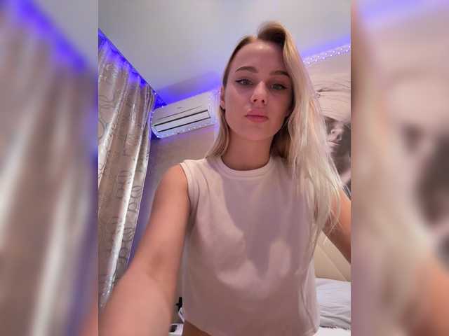 PrettyKatea's BongaCams show and profile