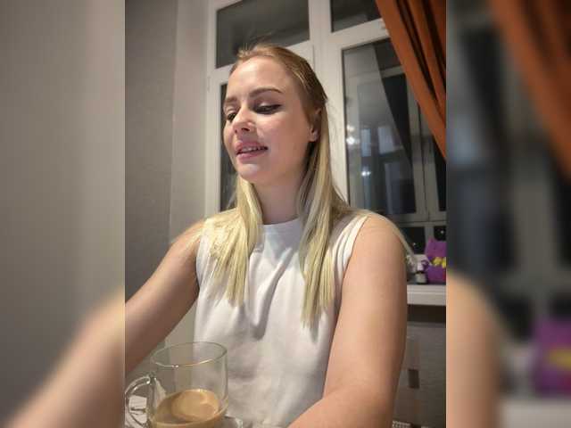 PrettyKatea's BongaCams profile