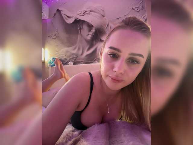 PrettyKatea's BongaCams show and profile