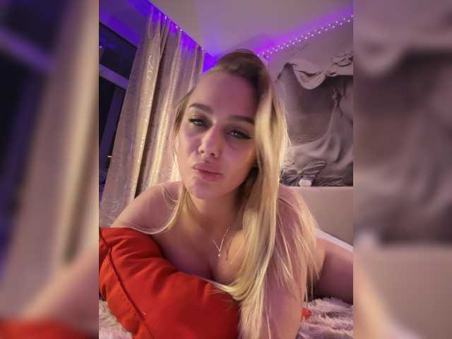 PrettyKatea's BongaCams profile