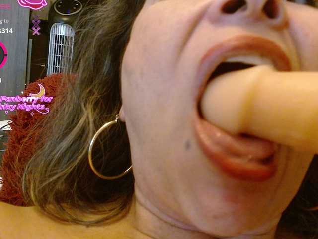 dannyxxxmom live sex