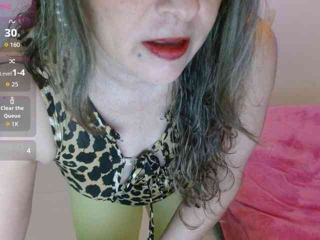 DannyXXXmom DannyXXXmom