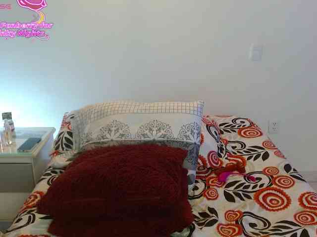 DannyXXXmom Live Webcam on BongaCams