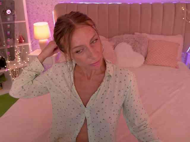 MirandaHobbs webcam