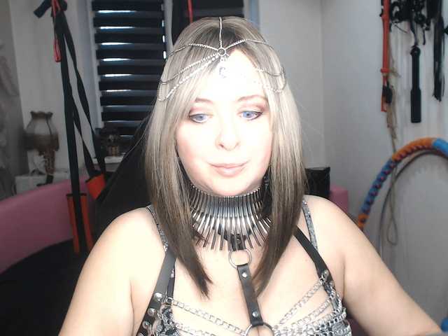 missGODDESS's BongaCams show and profile