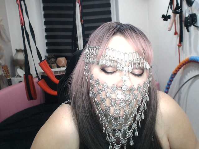 missGODDESS's BongaCams show and profile