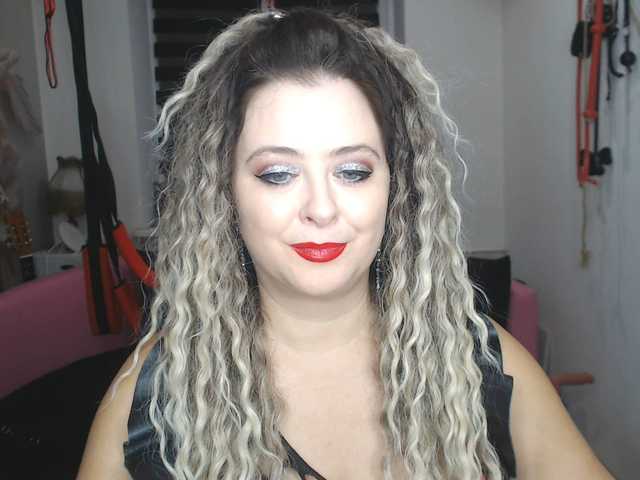  missGODDESS chat room