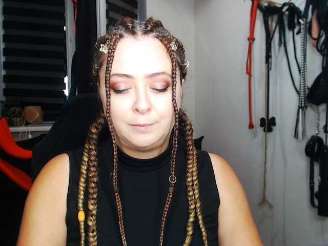  missGODDESS chat room
