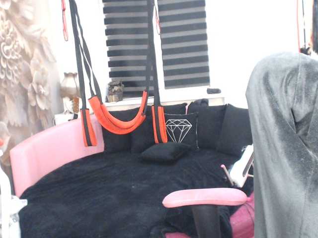 missGODDESS's BongaCams show and profile