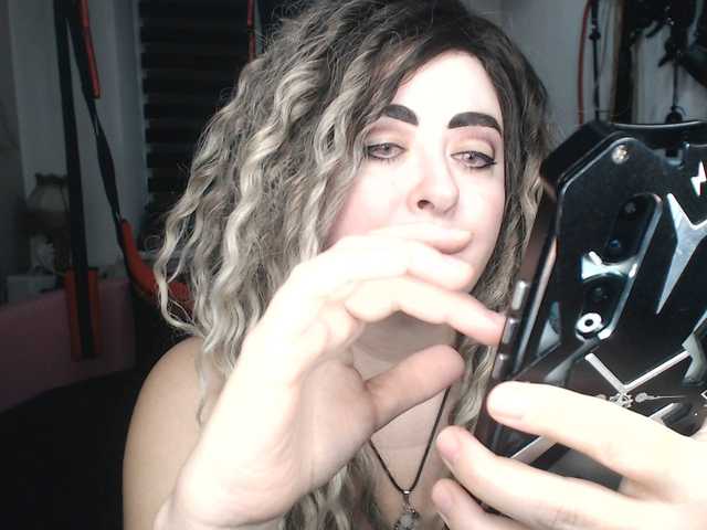 missGODDESS's BongaCams show and profile