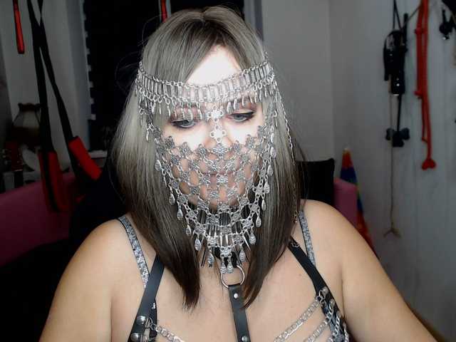  missGODDESS chat room