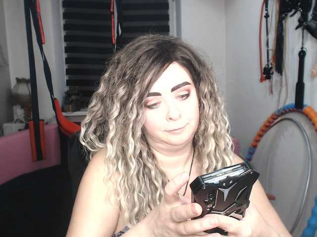 missGODDESS's BongaCams show and profile