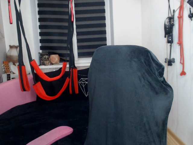  missGODDESS chat room