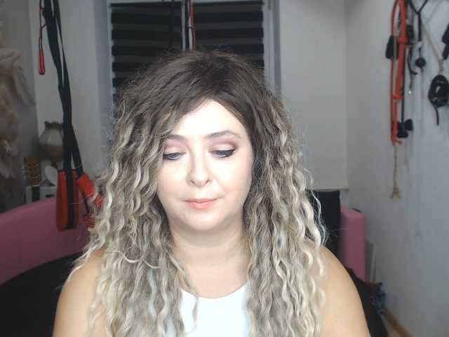  missGODDESS chat room