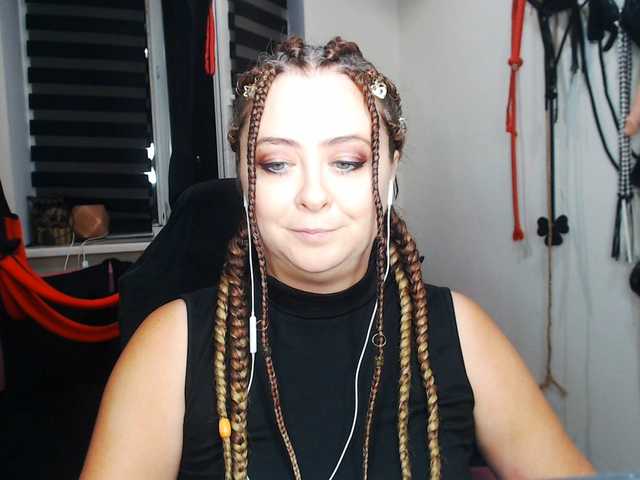  missGODDESS chat room