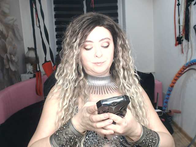 missGODDESS's BongaCams show and profile