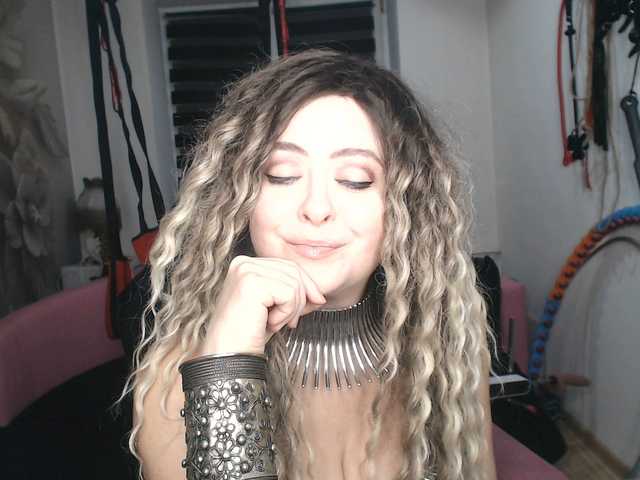 missGODDESS's BongaCams show and profile