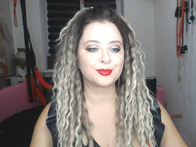  missGODDESS chat room